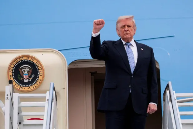 Trump Leaves Beijing Touting Business Deals, Heaping Praise on Xi